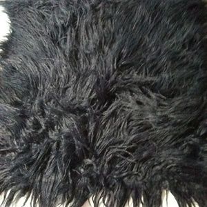 NWT Fake fur throw pillows covers Navy set of two